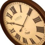 ساعت دیواری چوبی لوتوس مدل BROWNDELL کد W-255